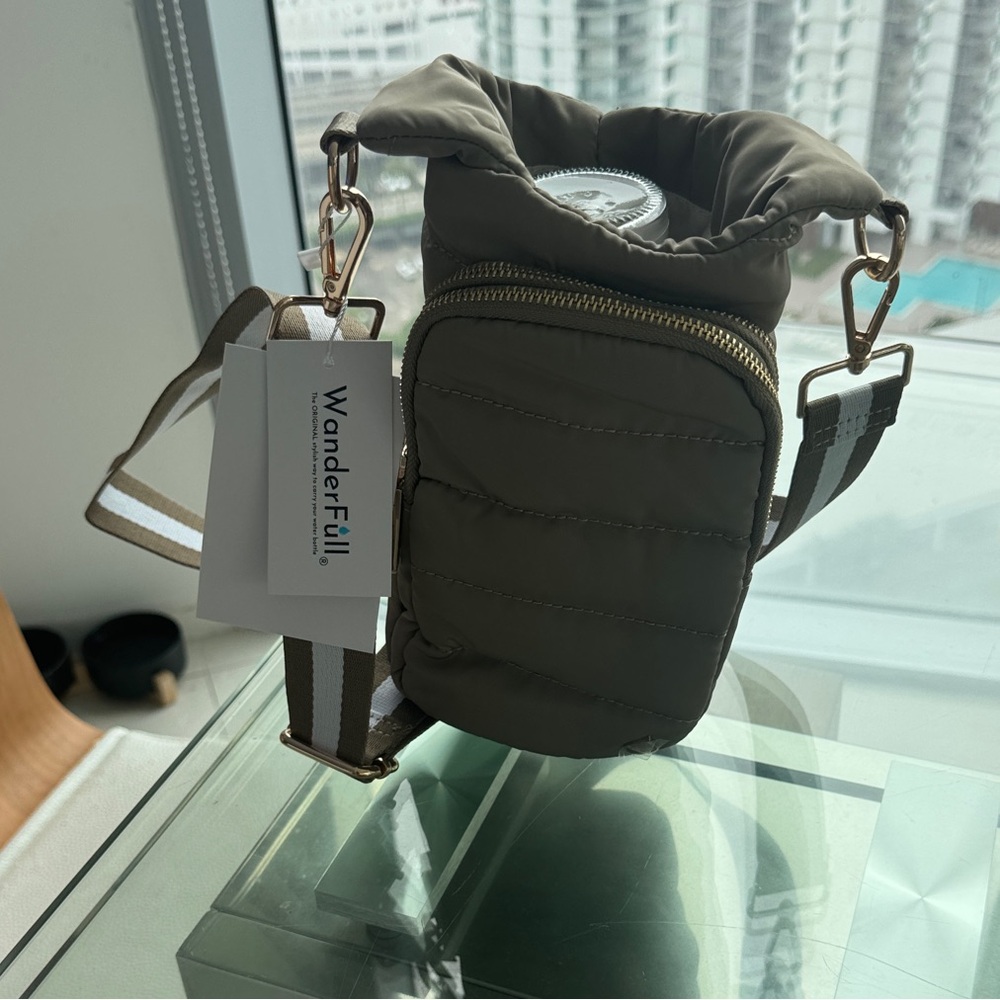 Wander Full HydroBag